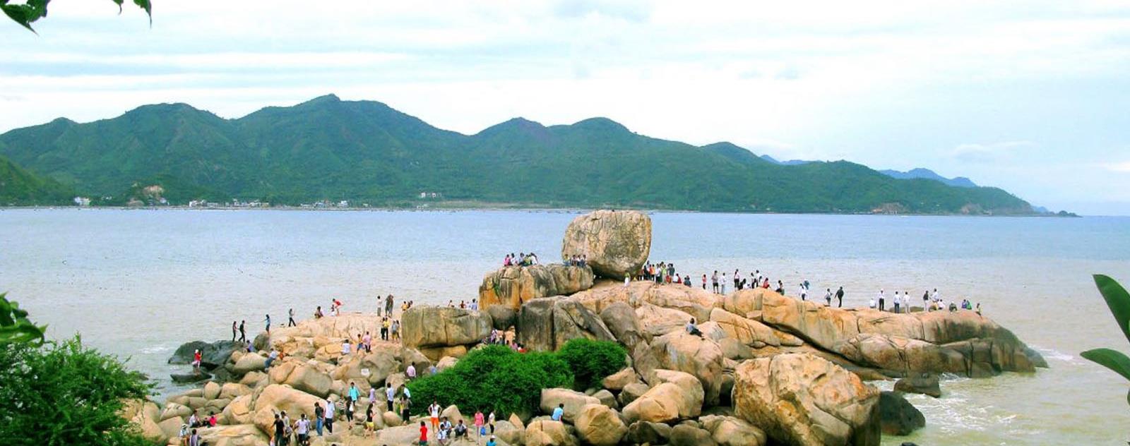 Hòn Chồng Hòn Vợ Nha Trang