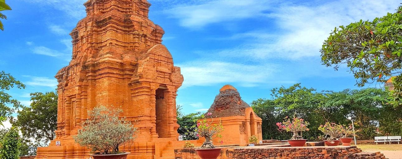 Tháp Po Sah Inư Phan Thiết