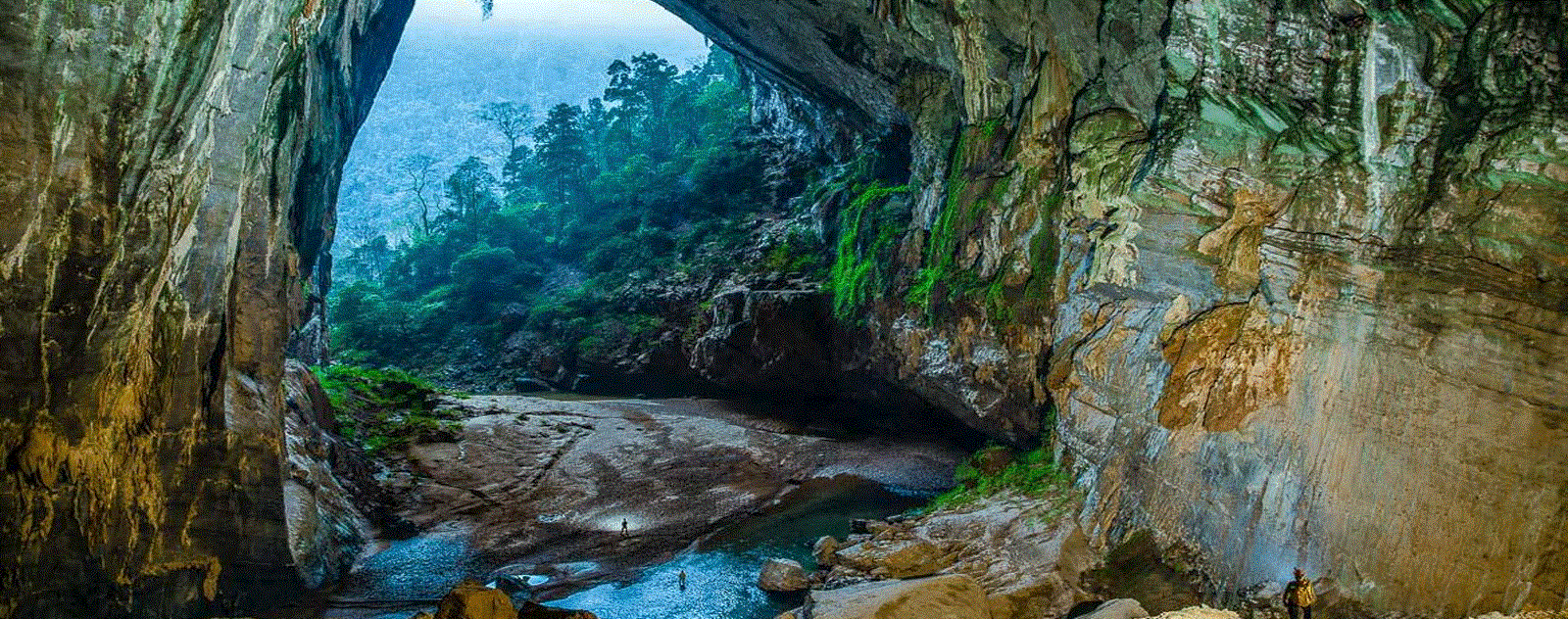 Động Én Hà Giang