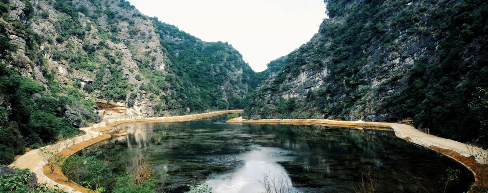 Động Am Tiên Ninh Bình