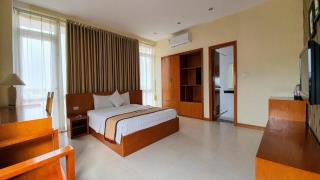 Khách sạn The Queen Ninh Bình Hotel
