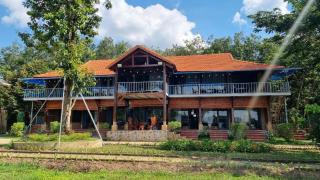 Suối Giai Farmstay - Nông Trại Du Lịch Bờ Hồ