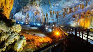 Quảng Bình - Đồng Hới – Động Thiên Đường – Viếng Mộ Đại Tướng Võ Nguyên Giáp – Biển Đá Nhảy – Đồng Hới 1 ngày