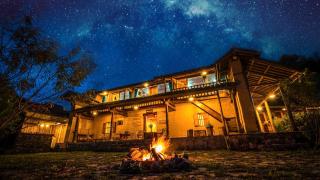 Lũng Cú Lake View Homestay